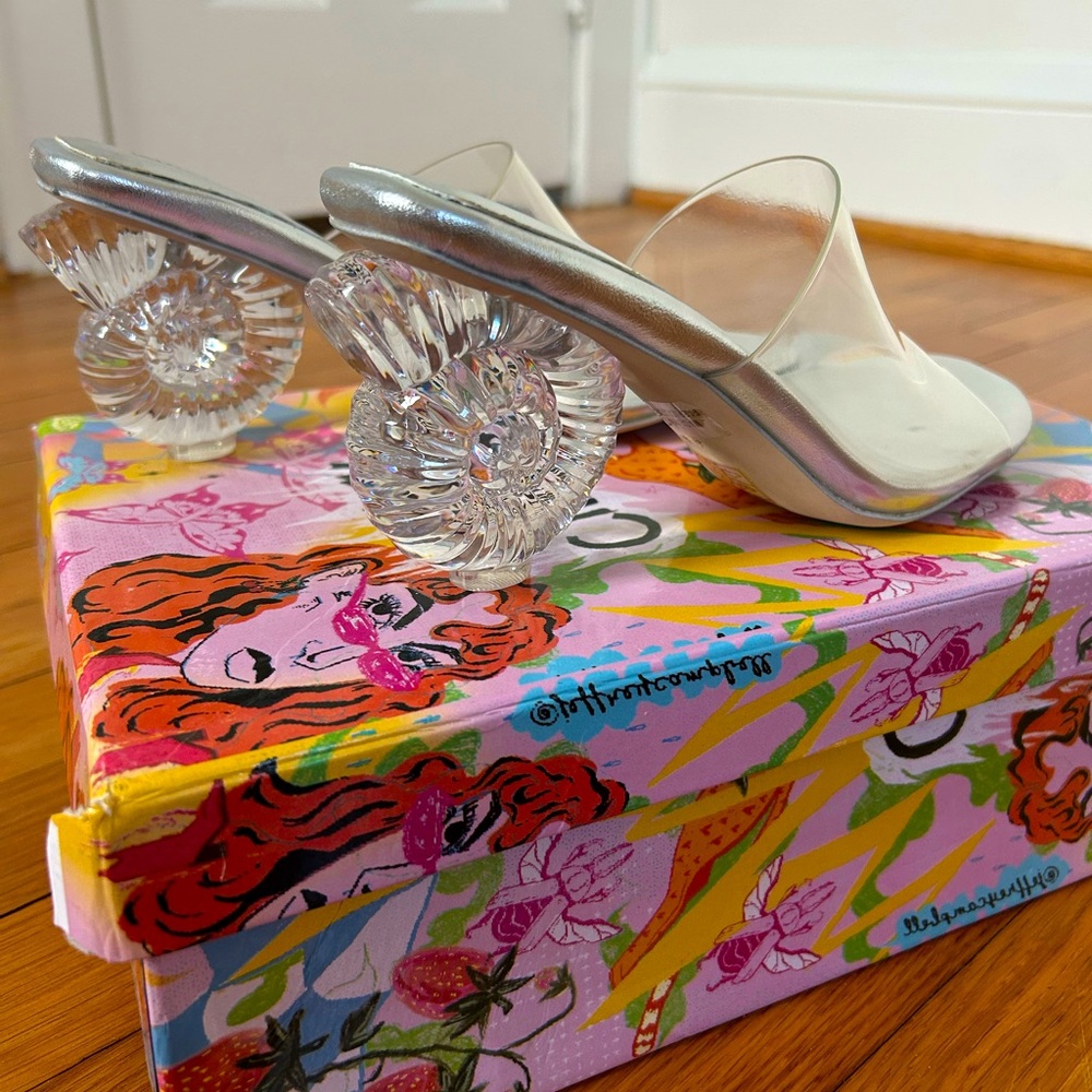 Jeffrey Campbell conch seashell heels 👠